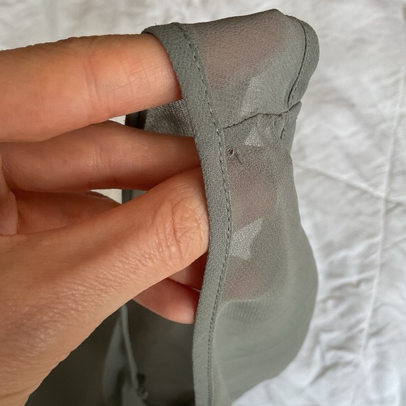 *Flawed* IKKS Pure Edition Sage Asymmetrical Flowing Top - Picture 12 of 14